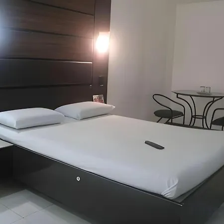 Halina Drive-Inn Hotel