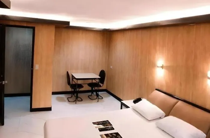 Halina Drive-inn Hotel